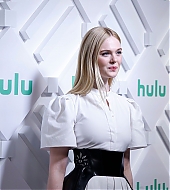 totally_elle_events_hulu_the_great_present__10.jpg