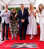 totallyelle-hollywoodwalkoffamestarceremony-014.png