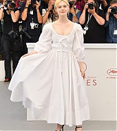 totallyelle-2017-05-23-thebeguiled-photocall-cannes-018.jpg