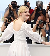 totallyelle-2017-05-23-thebeguiled-photocall-cannes-041.jpg