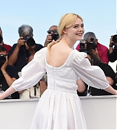 totallyelle-2017-05-23-thebeguiled-photocall-cannes-045.jpg