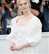 totallyelle-2017-05-23-thebeguiled-photocall-cannes-058.jpg