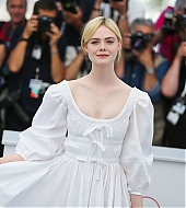totallyelle-2017-05-23-thebeguiled-photocall-cannes-308.jpg