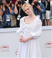totallyelle-2017-05-23-thebeguiled-photocall-cannes-436.jpg