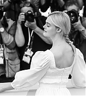 totallyelle-2017-05-23-thebeguiled-photocall-cannes-438.jpg