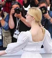 totallyelle-2017-05-23-thebeguiled-photocall-cannes-439.jpg